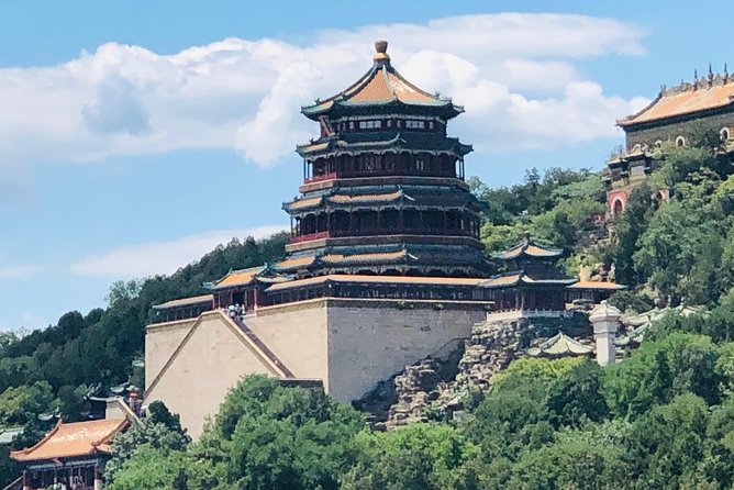 2-Day Private Beijing City Highlight Tour with Forbidden City & Summer Palace - Day 1 starts at Tiananmen Square, not at random streets