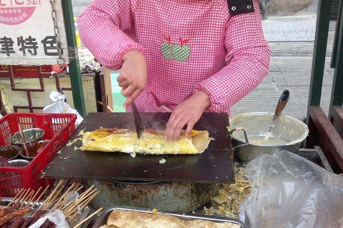 3-Hour Private Night Tour: Beijing Foodie Experience - A 3-hour Beijing night where food leads and the city follows