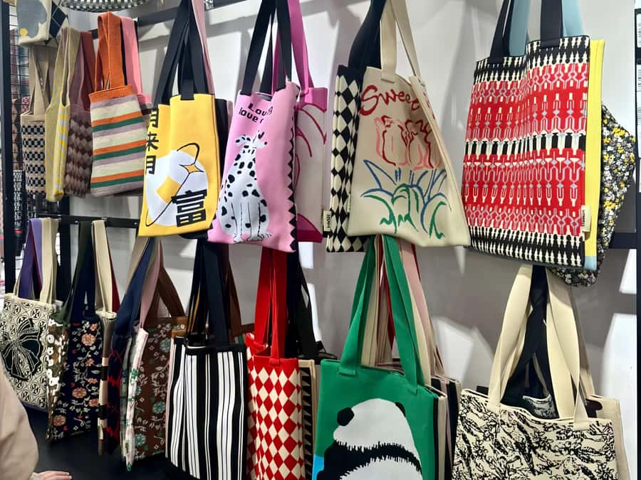 3-Hour Private Shopping & Bargaining Tour in Beijing - What you’ll shop for at Bairong (and what makes it practical)