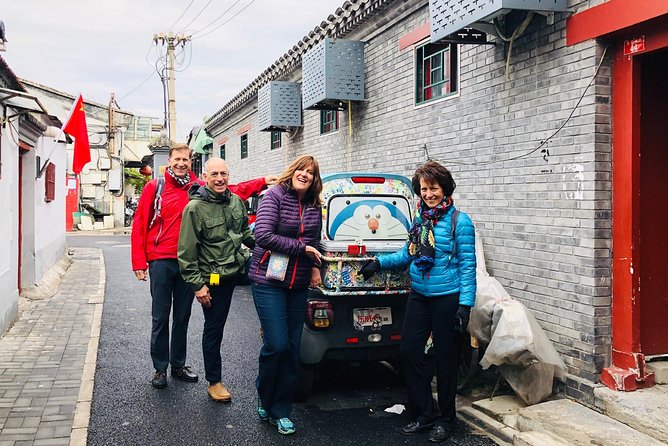 4-Hour Private Beijing Walking Tour of Lama Temple and Hutong - How the guide makes or breaks this kind of day