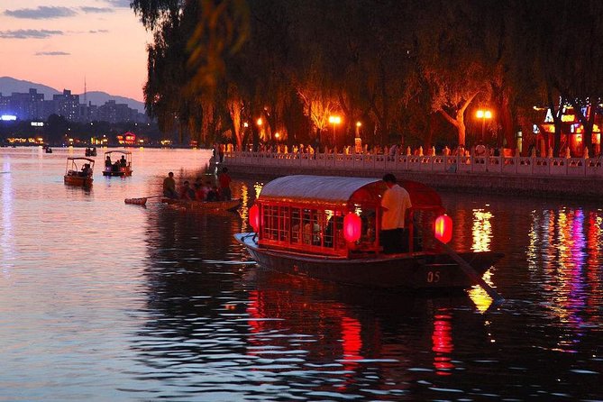 4-Hour Private Illuminated Beijing Tour with Authentic Chinese Dinner on Hutong Street - Dongsi Hutong dinner choices: Sichuan heat, Shanxi noodles, and lamb kebabs