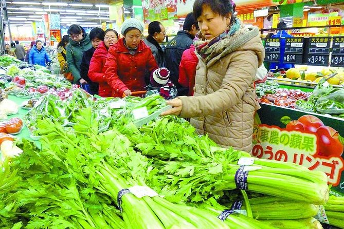 5-hour Private Tour to Temple of Heaven Longtan Lake Morning Market - Longtan Lake Morning Market: The Best Place to See Daily Beijing Trade