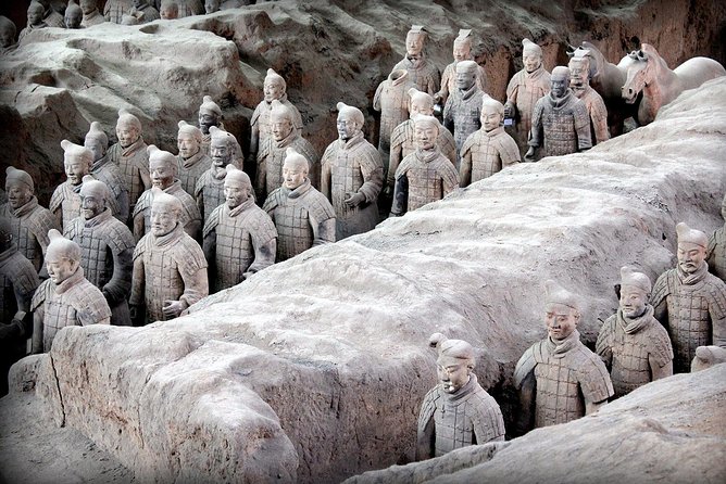 6-Day Beijing Xi'an Tour, Private Package to Great Wall and Terracotta Army - Small Wild Goose Pagoda and Xian Museum Stop