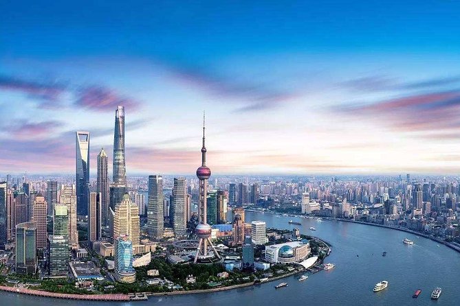 7-Day Private China Highlights Tour: Beijing, Xi'an, Guilin and Shanghai - Guilin on land: Elephant Trunk Hill, temples, caves