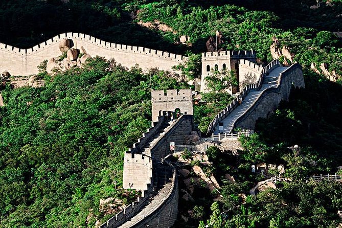 All-inclusive Private Day Tour to Longqingxia Gorge and Badaling Great Wall - Key Highlights You Will Actually Feel During the Day