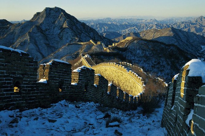All-Inclusive Private Hiking Trip to Unrestored Great Wall Jiankou to Mutianyu - Guide quality shows up in the details