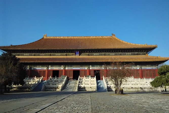 Badaling Great Wall and Ming Tombs Day Tour from Beijing - Lunch and what the plan says it includes