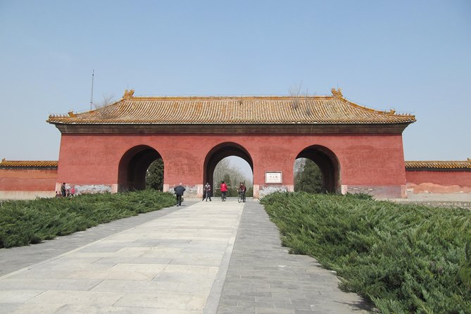 Badaling Great Wall Coach Tour from Beijing - Group size, shared bus reality, and the English factor