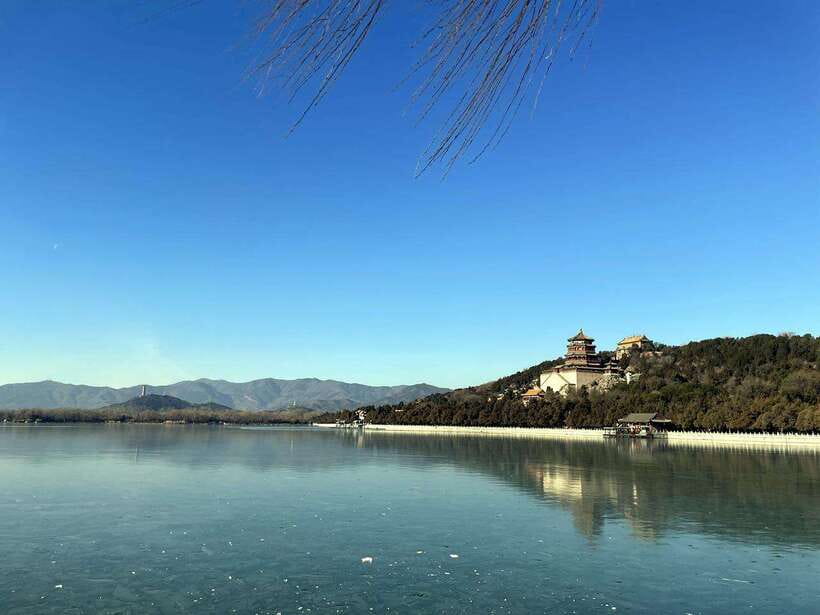 Beijing: 2-Day private Tour with Great wall& Forbidden city - Tiananmen Square to the Forbidden City, with a smooth one-way flow