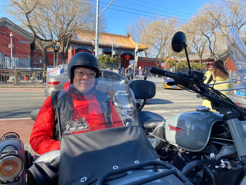 Beijing: 4 hours Discover City by Sidecar - Yongdingmen break: snack stop plus coffee or tea to reset