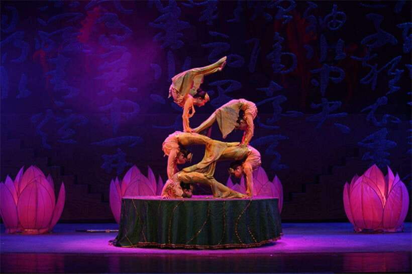 Beijing: Acrobatic Show Tickets Traditional & Modern Fusion - Who should book this show, and who should think twice