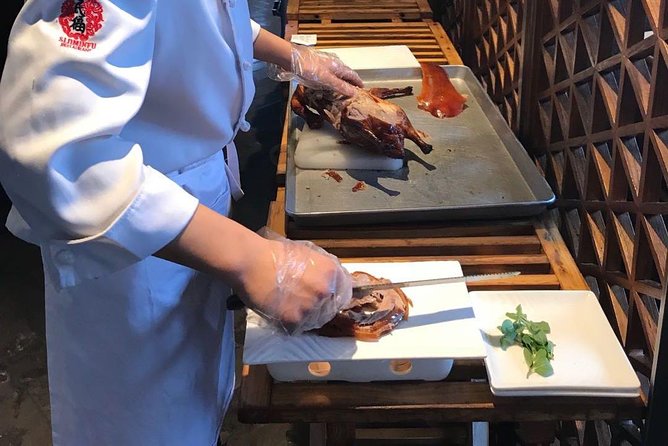 Beijing: Acrobatic Show with Peking Duck Dinner Private Tour - Why This Beijing Half-Day Feels Like Two Cultural Moments