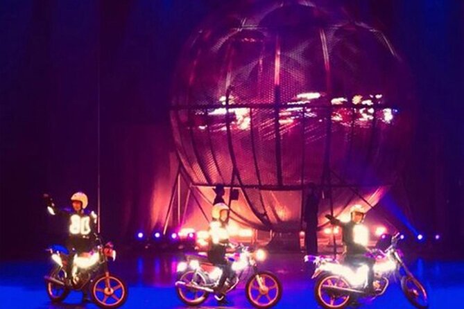 Beijing Acrobatics Show At Red Theater - Key Highlights Worth Your Evening