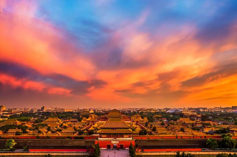 Beijing: All-Inclusive 3-Day Private Tour of Must-See Sights - Day 1: Tian’anmen Square, Forbidden City, Lama Temple, and an optional evening show