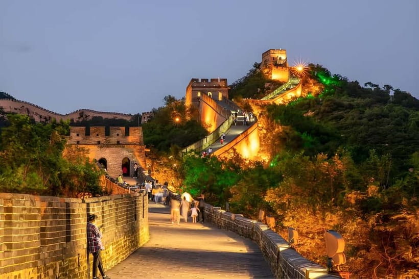 Beijing: Badaling Great Wall Night Ticket or Tours with Show - How the Evening Flows on the Wall