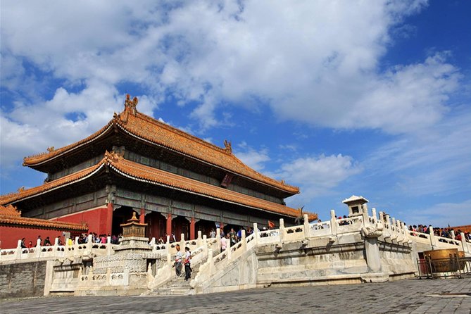 Beijing Classic Full-Day Tour including the Forbidden City, Tiananmen Square, Summer Palace and Temple of Heaven - Morning Pickup and Getting to Tiananmen Square