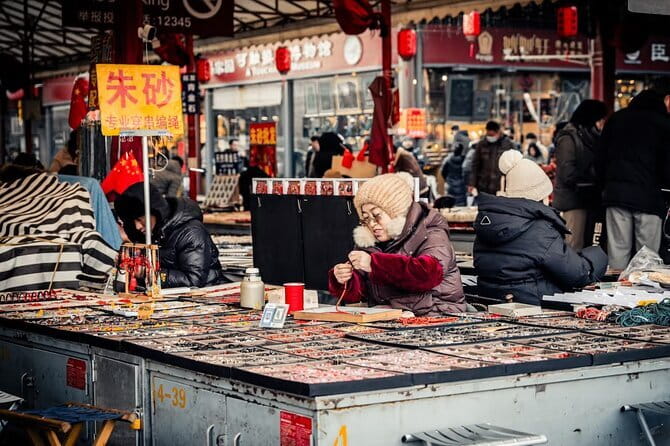 Beijing Culture Tour to Antique Market and Cloisonné Workshop - How the small group and air-conditioned vehicle change the experience