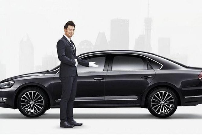 Beijing Downtown Hotel To Beijing Capital Airport one way private transfer - In the Van: Air-Conditioning, Luggage Space, and a Calm Ride