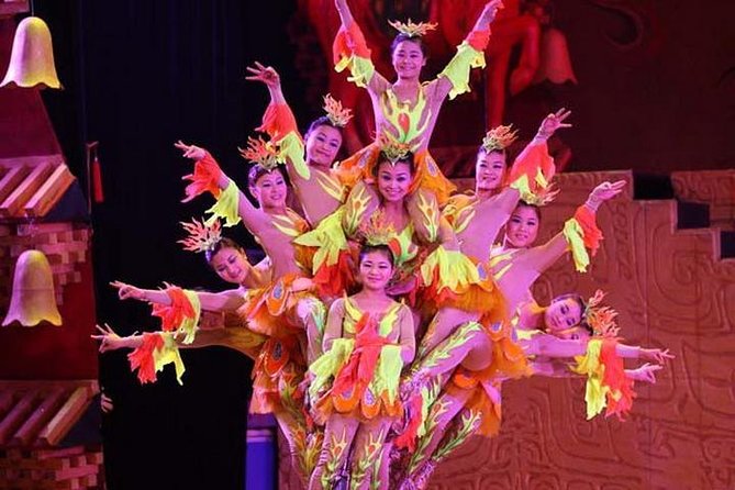 Beijing Evening Acrobatic Show in Red Theater + Private Transfer - What You’ll See at Red Theatre: Chinese Acrobatics at Full Throttle