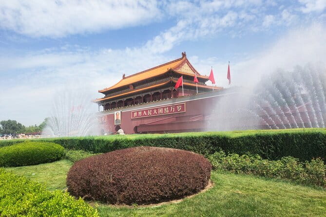 Beijing Forbidden City and Summer Palace Private Guide Tour - Private car and English guide: the flow that saves your energy
