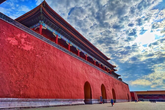 Beijing Forbidden City Small Group Tour with Tickets - Meeting point and getting in without the ticket headache