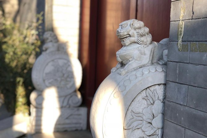Beijing Half Day Tour: 798 Art Zone, Houhai Lake and Hutong with Rickshaw Ride - Key points that make this tour smart value