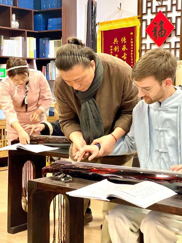 Beijing Hands-On Culture Tour: Tea, Instrument, Calligraphy - A Private Art Center in Beijing, With Sylvia Keeping Things Clear