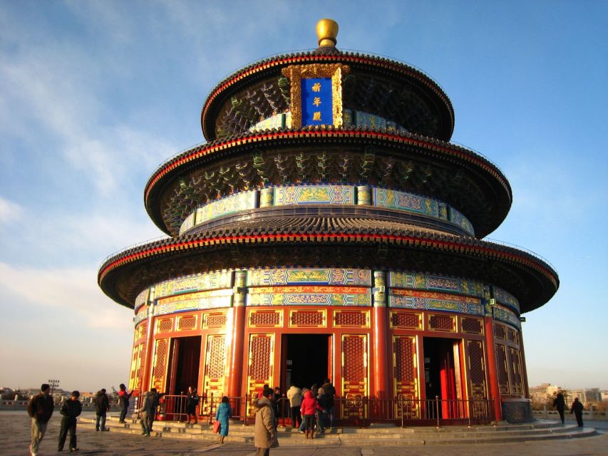 Beijing Historical 2-Day Tour including the Great Wall - From Tiananmen Square to the Forbidden City Axis, Without the Chaos