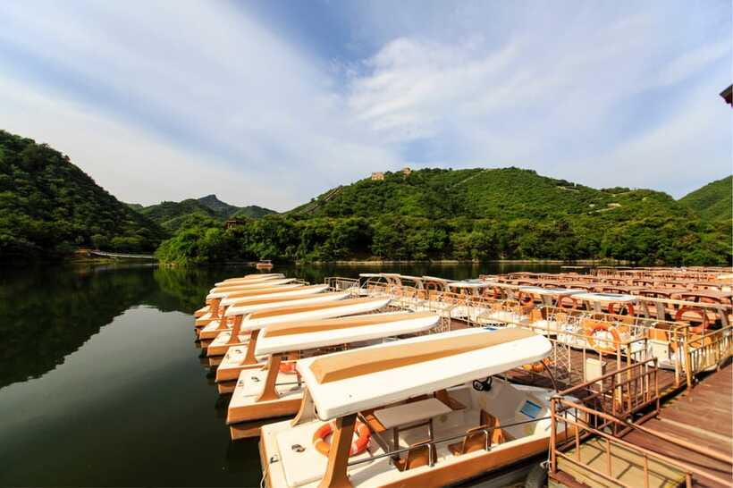 Beijing: Huanghuacheng Lakeside Great Wall Bus/Private Tour - Return to Beijing with Bird’s Nest and Water Cube Photo Stop