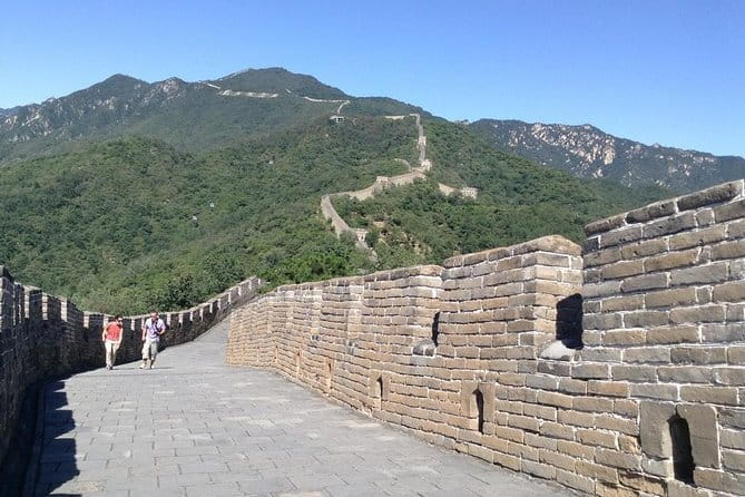 Beijing Hutong Breakfast & Coffee Tour - Stop Seven at Xizongbu Hu Tong: Coffee Where Old Meets New