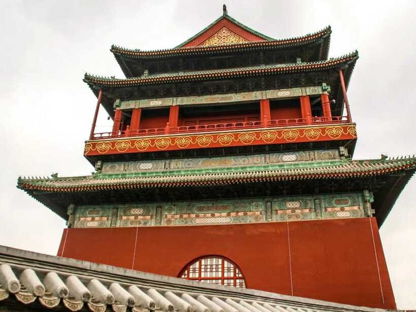 Beijing: Hutong Culture and Tea Tasting Private Tour - Tea house finale in Wudaoying Hu Tong: ceremony and tasting