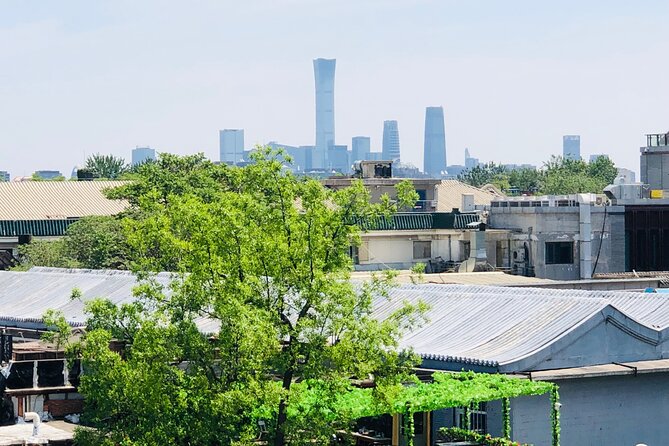 Beijing Hutong Tour - Liulichang Street, where calligraphy brushes and antiques set the tone