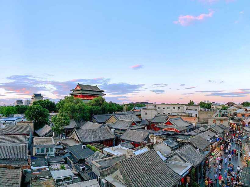 Beijing: Hutongs,Drum Tower & Shichahai Walk /Bike/Food Tour - Yandai byway Hutong: souvenirs, bubble tea, and snack street energy
