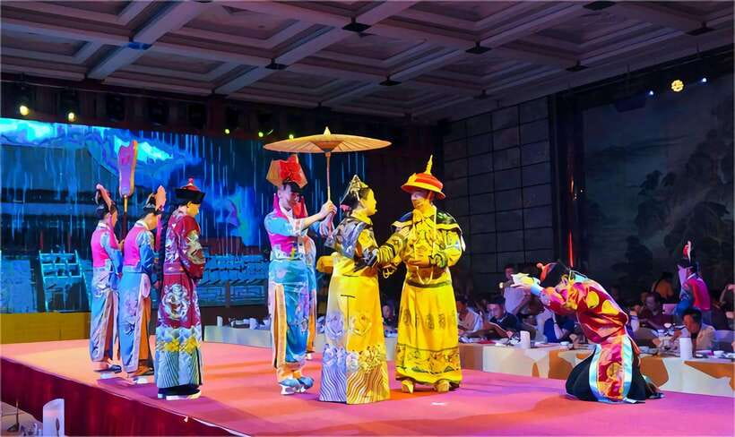 Beijing: Imperial Cuisine Experience & Cultural Performance - Key points you should know first