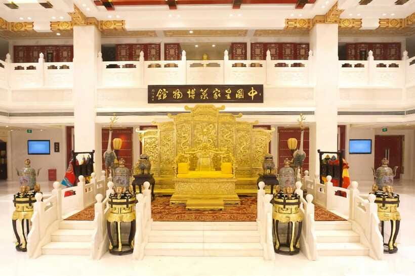 Beijing: Imperial Cuisine Experience & Cultural Performance - Should you book this Beijing imperial cuisine experience?