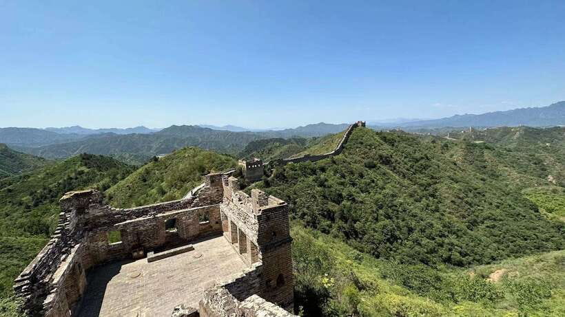 Beijing: Jinshanling Great Wall Private Tour with Options - Jinshanling: The quieter Great Wall with dragon-like views