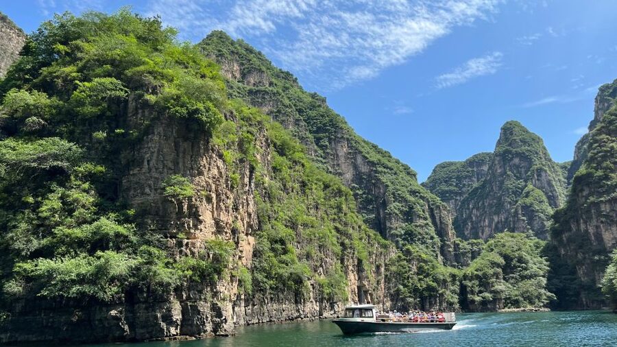 Beijing: Longqing Gorge w/Great Wall or Guyaju Private Tour - What the private, hotel pickup day is really like from Beijing