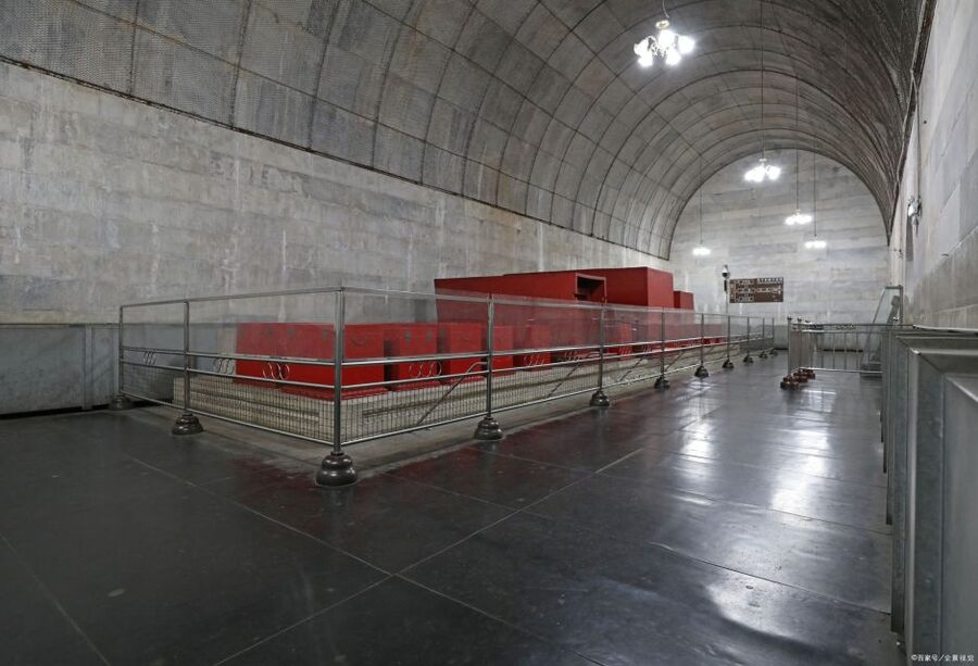 Beijing: Mutianyu Great Wall and Ming Tombs Private Tour - Cable Car vs Chairlift, and Why Rides Matter