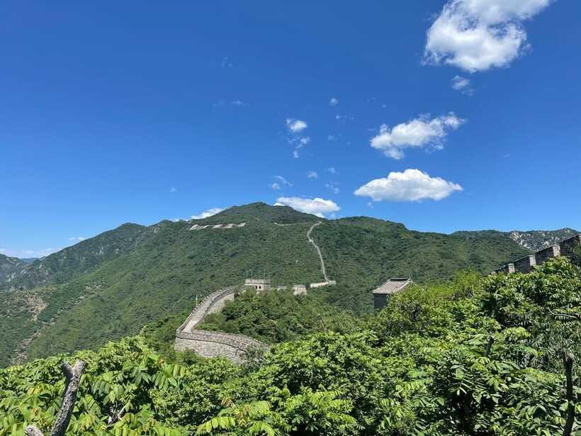 Beijing: Mutianyu Great Wall Bus Tour with Ticket &Cable car - What to bring so the day feels easy