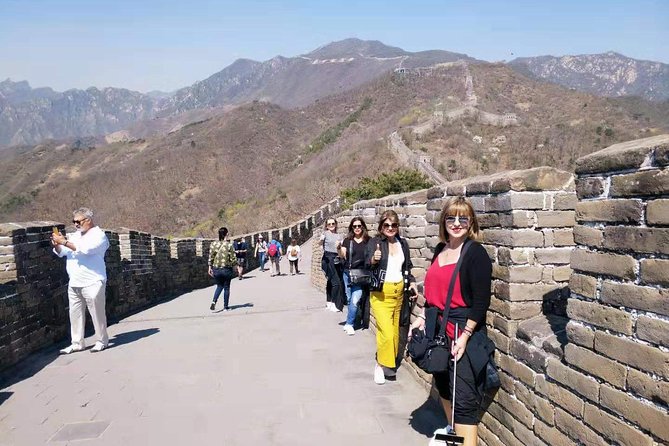 Beijing: Mutianyu Great Wall Private Layover Tour with Options - Food nearby, what to expect, and how to avoid a time sink
