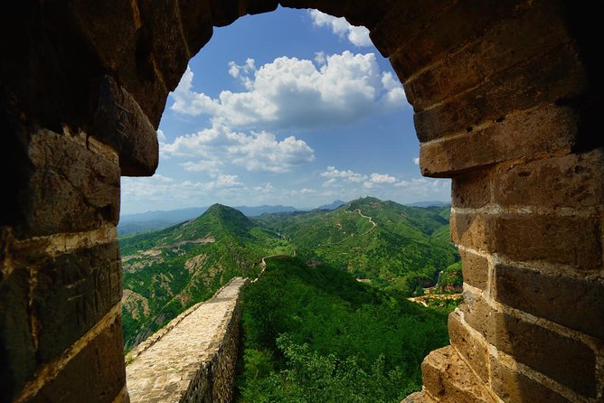 Beijing Mutianyu Great Wall Tour with Night View of Simatai and Gubei Water Town - Walking and Clothing Tips for a Safer, Less Stressful Night Climb