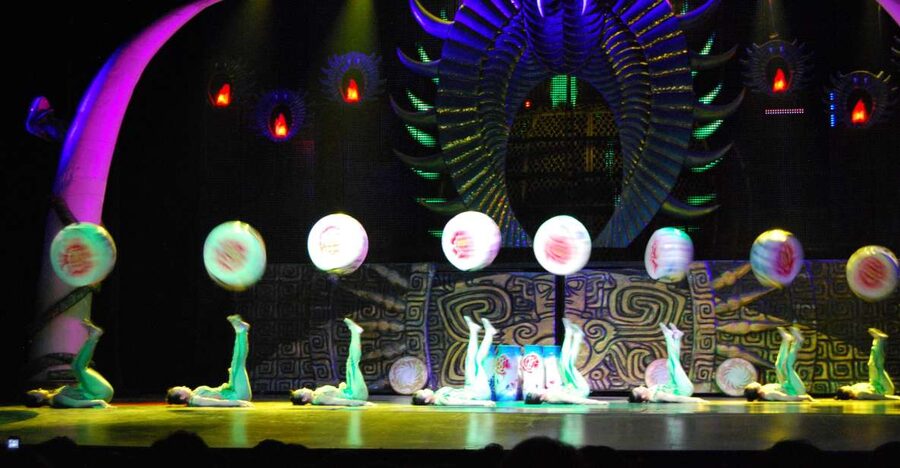 Beijing: Night Tour of Acrobatics Show Including Transfer - Key Things I’d Really Notice Here