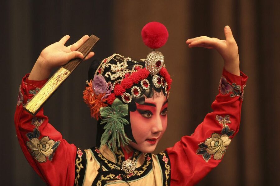 Beijing: Night Tour Of Peking Opera Show / Transfer - What the Guide Explains About Costumes, Mime, and the Two-Part Band