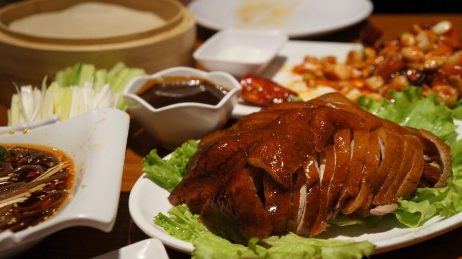 Beijing Night Tour with Acrobatics Show & PekingDuck Dinner - Peking Duck Dinner: Crispy Skin and Sliced in Front of You