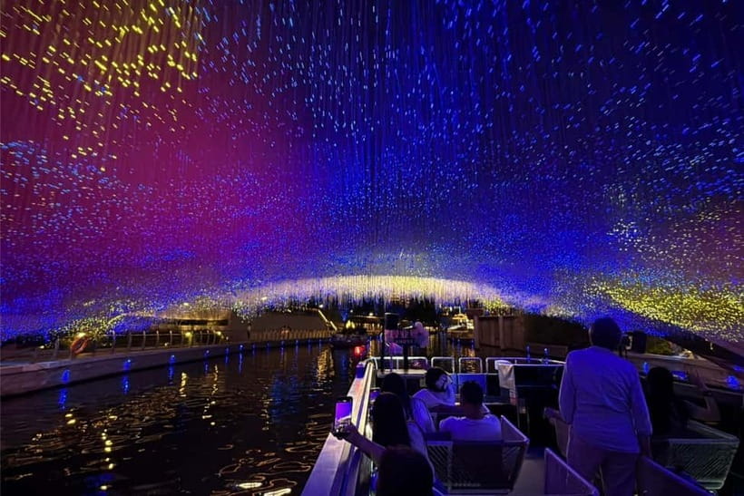Beijing: Panjiayuan Market&Liangma River Cruise Night Tour - Price and value, is $135 a good deal for this mix?