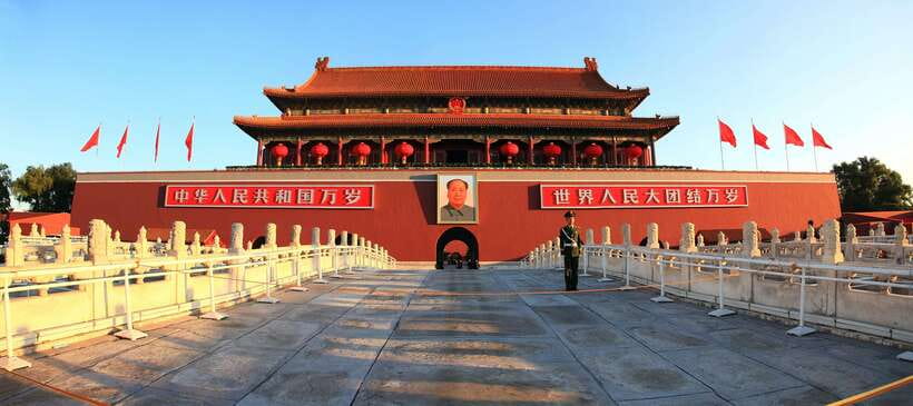 Beijing: Private Airport Layover Sightseeing Transfer - Comfort, communication, and photo help that show up in reviews
