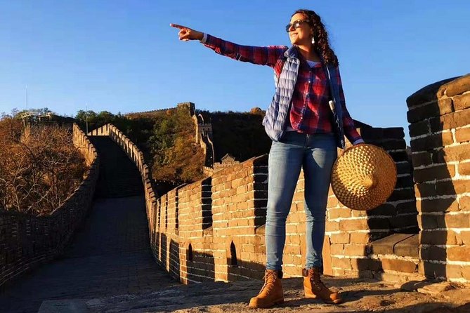 Beijing Private Layover Tour to Mutianyu Great Wall - Getting picked up at Beijing Capital, and the visa reality check