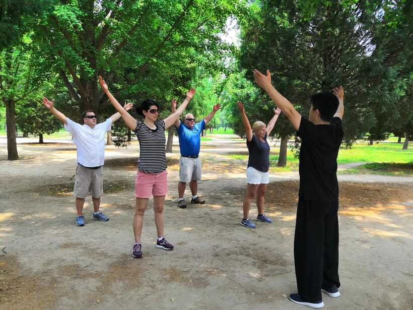 Beijing Private Tai Chi Class - Self-massage for stress and everyday discomfort