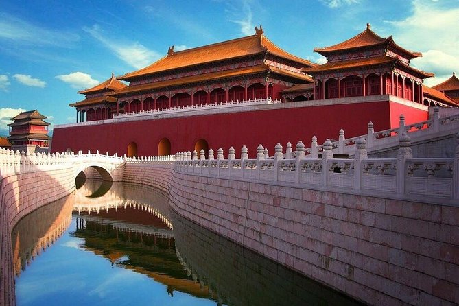Beijing Private Tour:Forbidden City&Badaling Great Wall Fast Pass - Tiananmen Square in the morning: what you gain, what you might lose