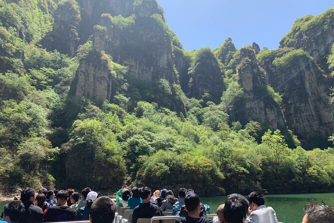 Beijing Private Tour to Badaling Great Wall and Longqing Gorge with Boat Ride - Price and value: is $236 per person fair?